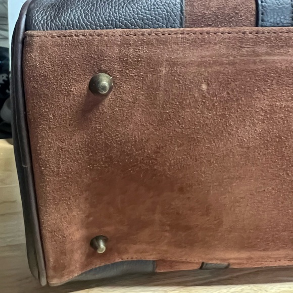 Overnight Travel Bag Brown Suede and Leather with long detachable strap - Picture 11 of 15